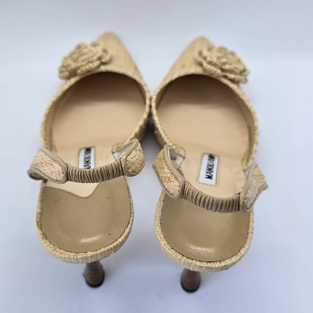 Manolo Blahnik Raffia Slingback Pumps IT36/US6 - Picture 9 of 16